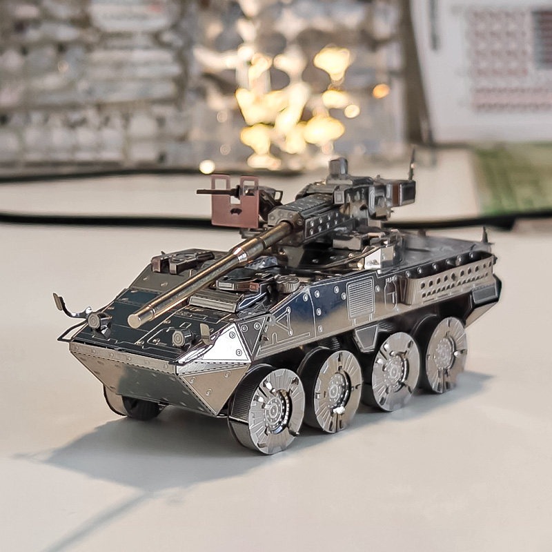 Model Kit Armored Core - ชุดประกอบโมเดลรถถัง Stryker แบบ 3 มิติ ทำจากโลหะ