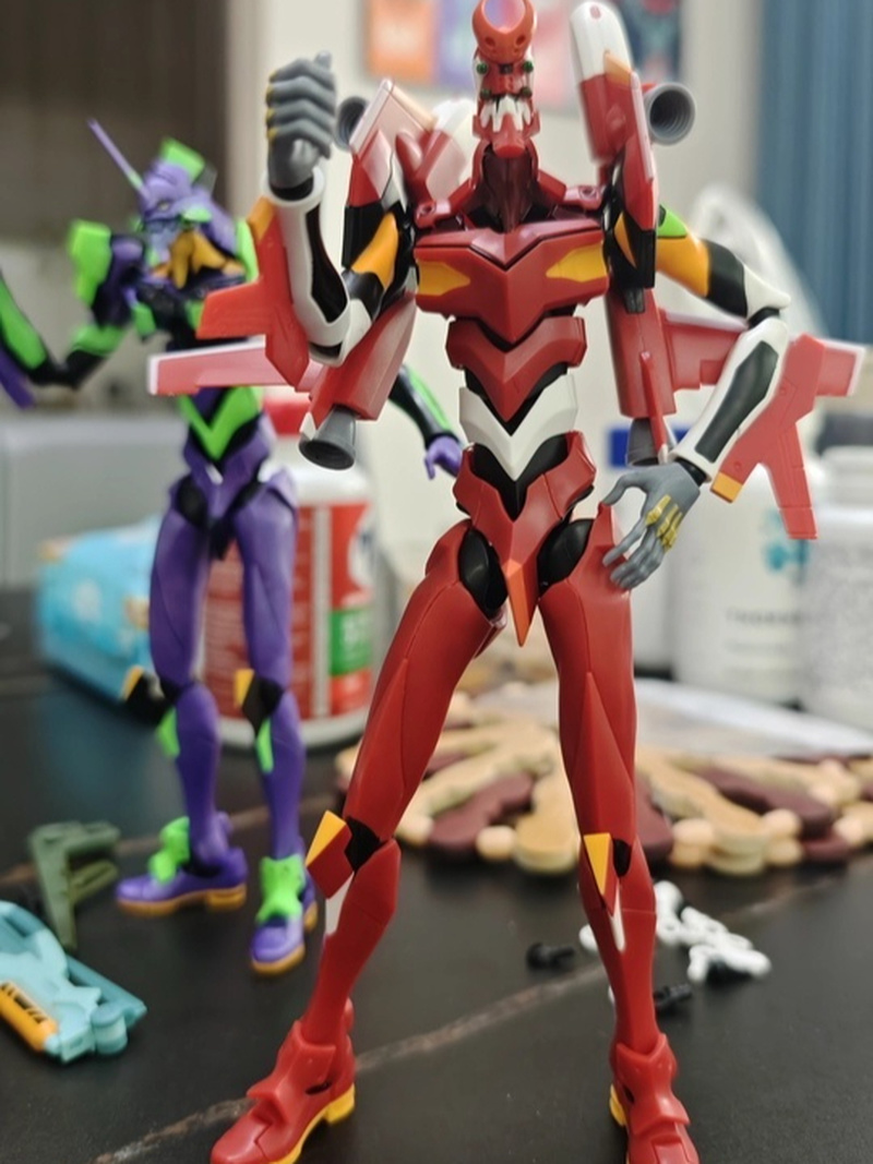 บล็อกส์ อีวาเกนเนียน อีวา ยูนิ - Model Kit Eva 02 บทวิจารณ์และราคา