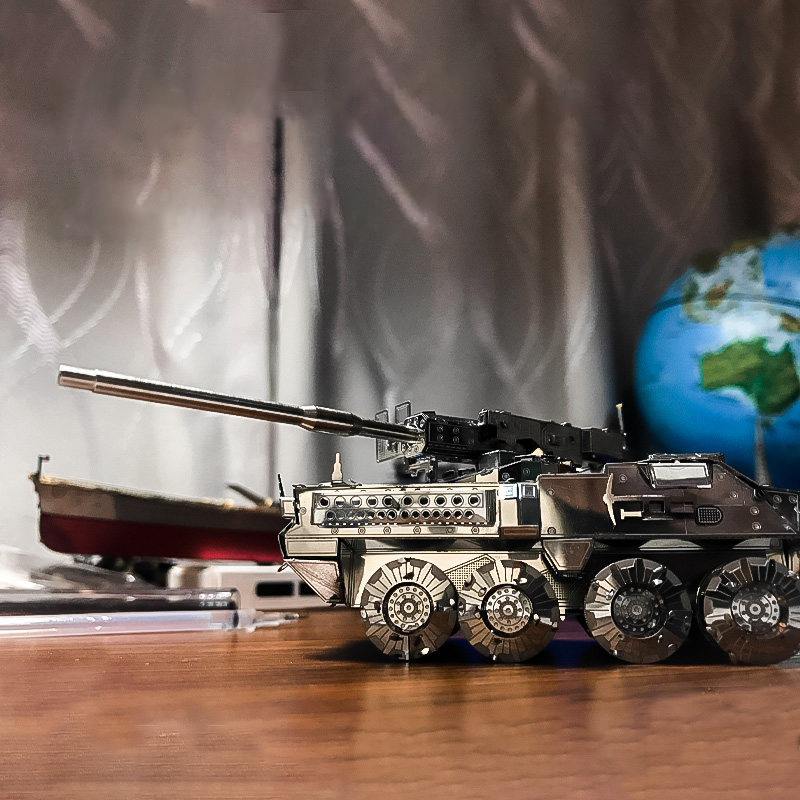 ชุดประกอบโมเดลรถถัง Stryker แบ - Model Kit Armored Core บทวิจารณ์และราคา