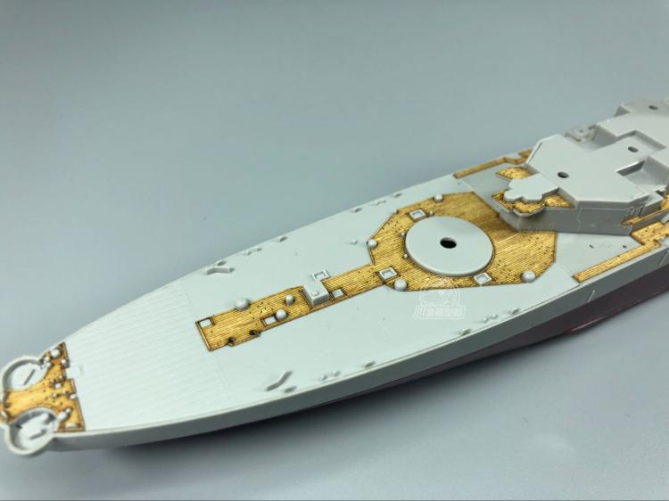 ดาดฟ้าไม้ขนาด 1/700 สำหรับทรัม - Model Kit Uss Missouri บทวิจารณ์และราคา