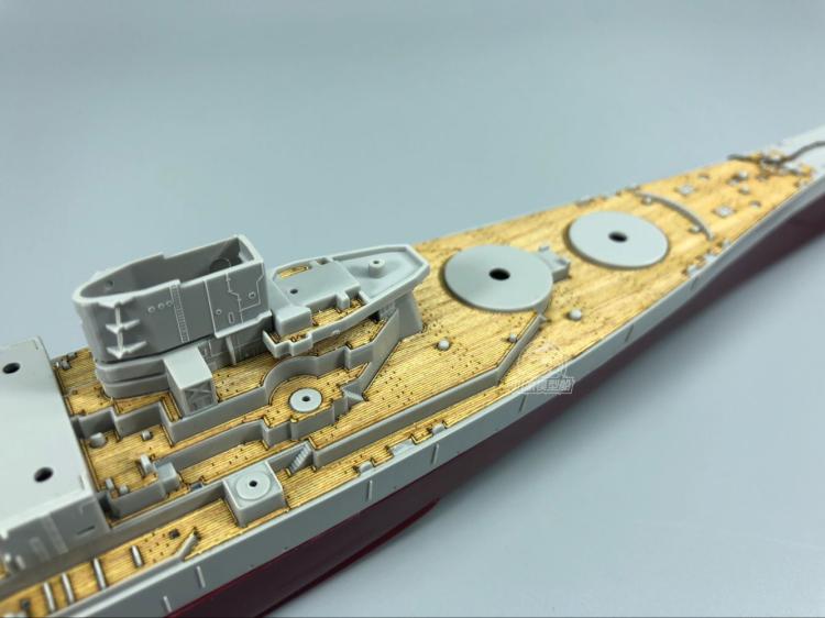ดาดฟ้าไม้ขนาด 1/700 สำหรับทรัม - Model Kit Uss Missouri บทวิจารณ์และราคา